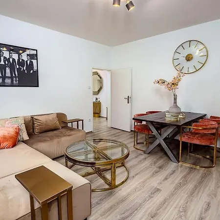Junik Apartments 